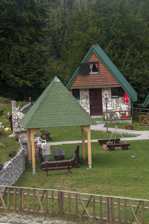 Durmitor Bungalows 자블야크 외부 사진