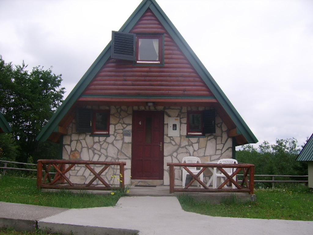 Durmitor Bungalows 자블야크 외부 사진